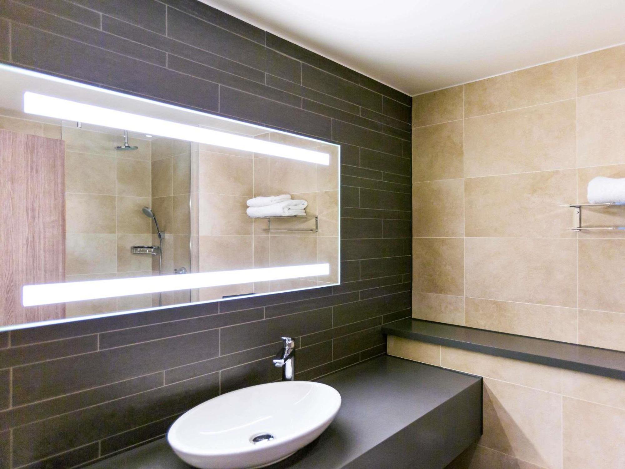 Mercure Dartford Brands Hatch Hotel & Spa Ash (Kent) Exterior foto